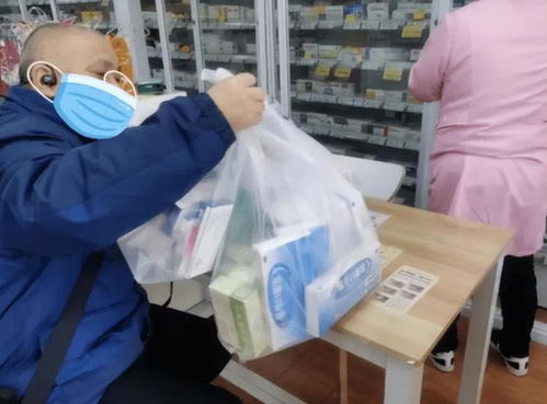 兒子買藥遇阻，父親直接安排3公斤，全班跟著沾光，